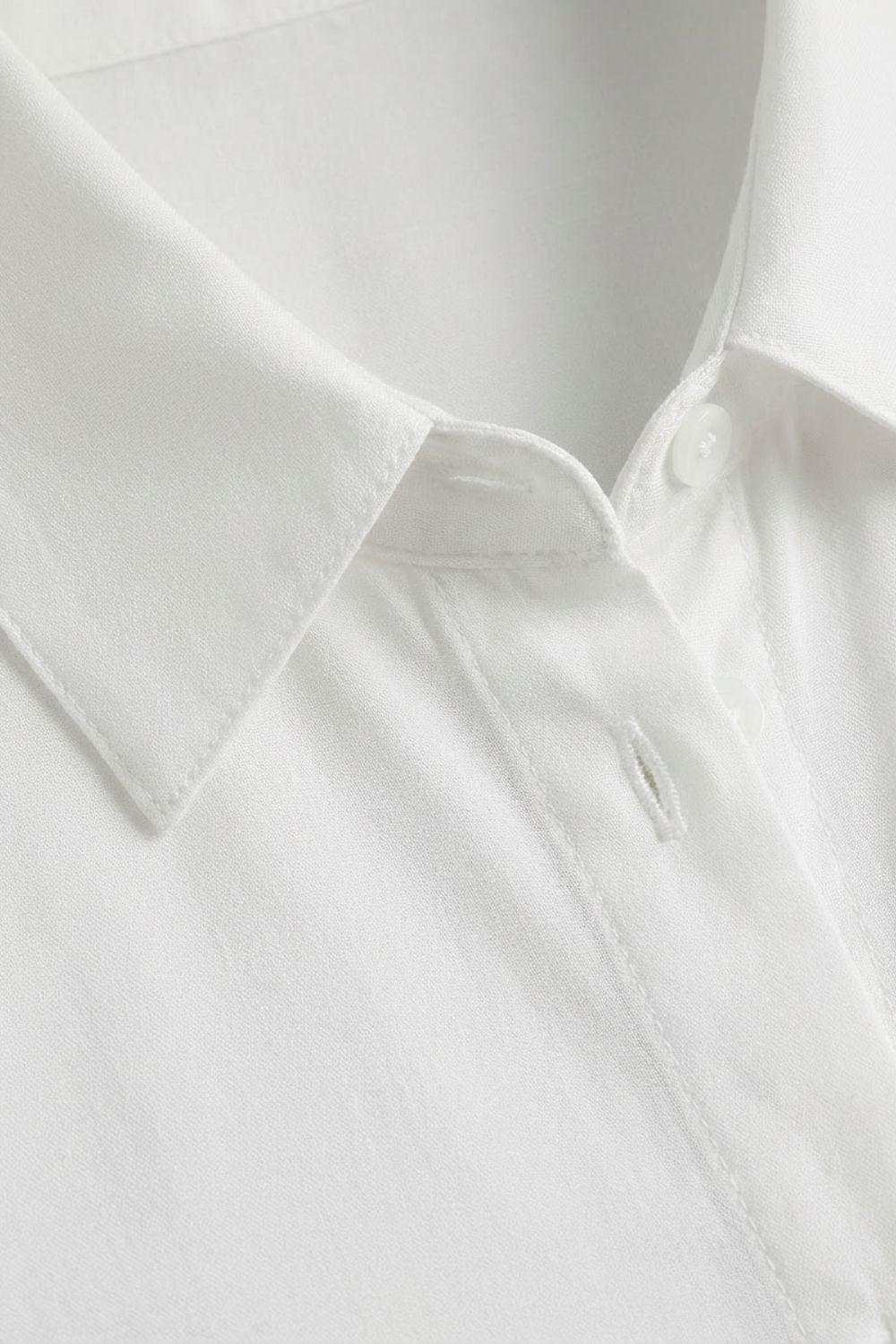 Bluse Damen Weiß Langarm mit Kragen und Knopfleiste