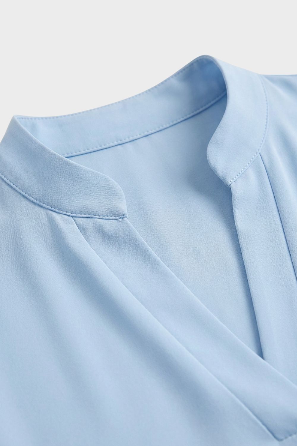 Damen Bluse | V-Ausschnitt Sommer – Detail-Ansicht