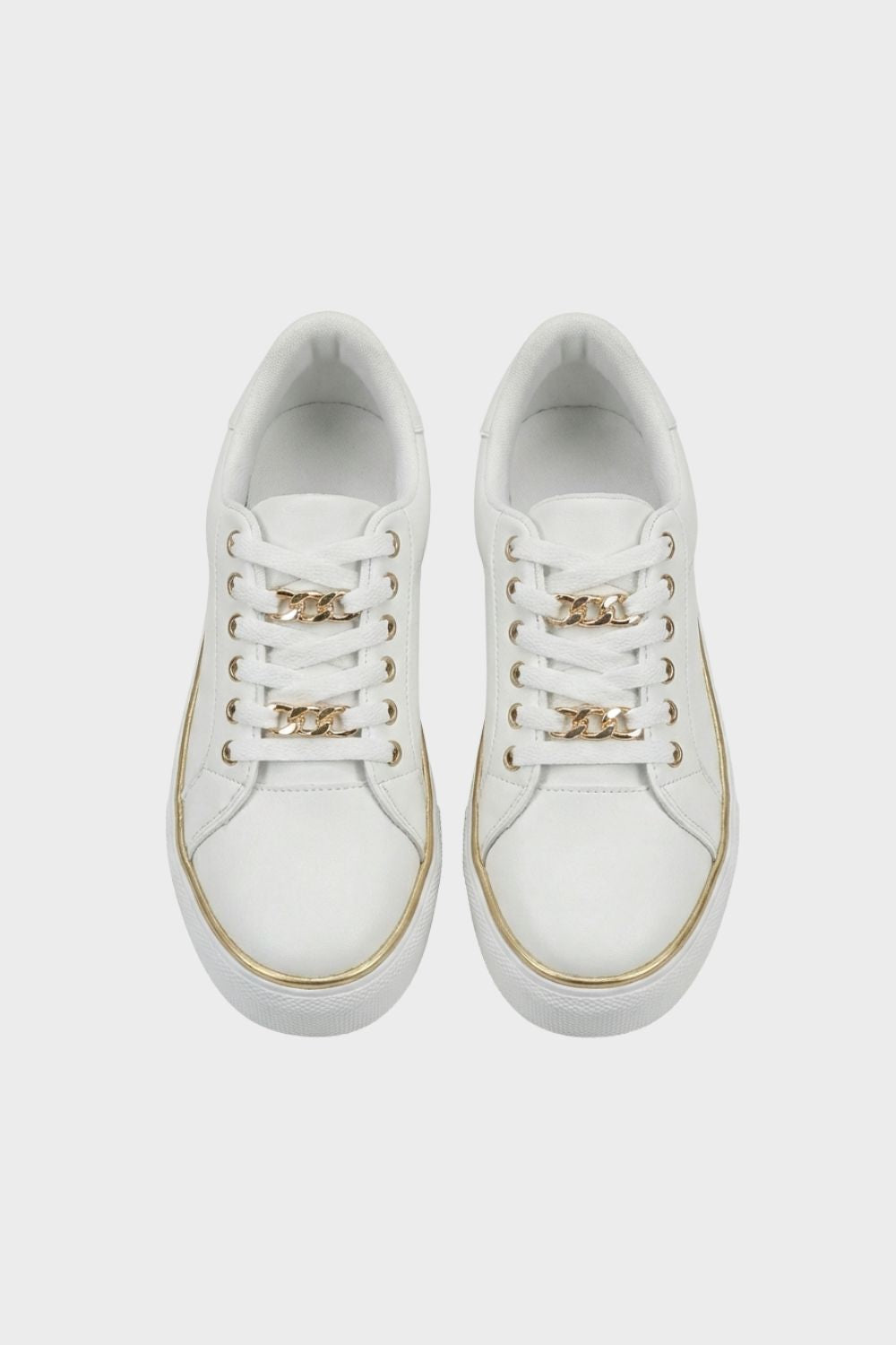 Sneaker Damen Schwarz mit Goldkette und Plateausohle